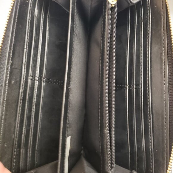 Coach Ashley Black Leather Zip Around Clutch Accordion Wallet Measures 8" x 4" - Picture 6 of 13